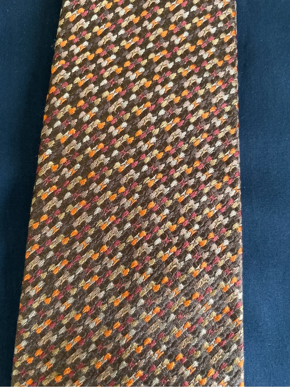 Salvatore Ferragamo Silk Tie – Brown Woven Pattern – Made in Italy